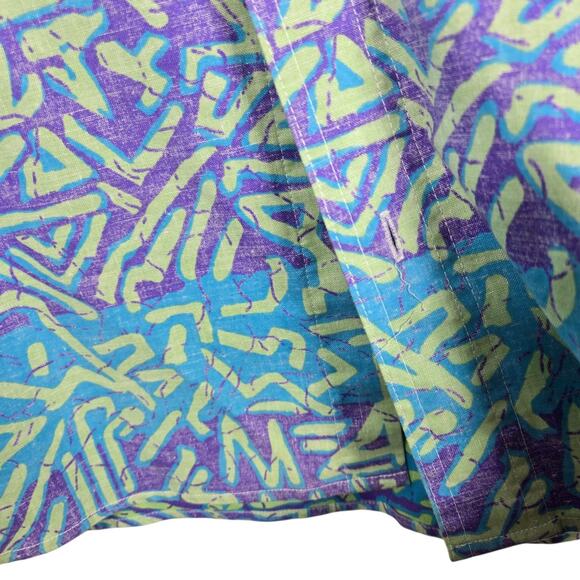 VINTAGE Bugle Boy Shirt Mens XL Blue Purple Abstract Geometric Button Front 90s - Picture 12 of 12